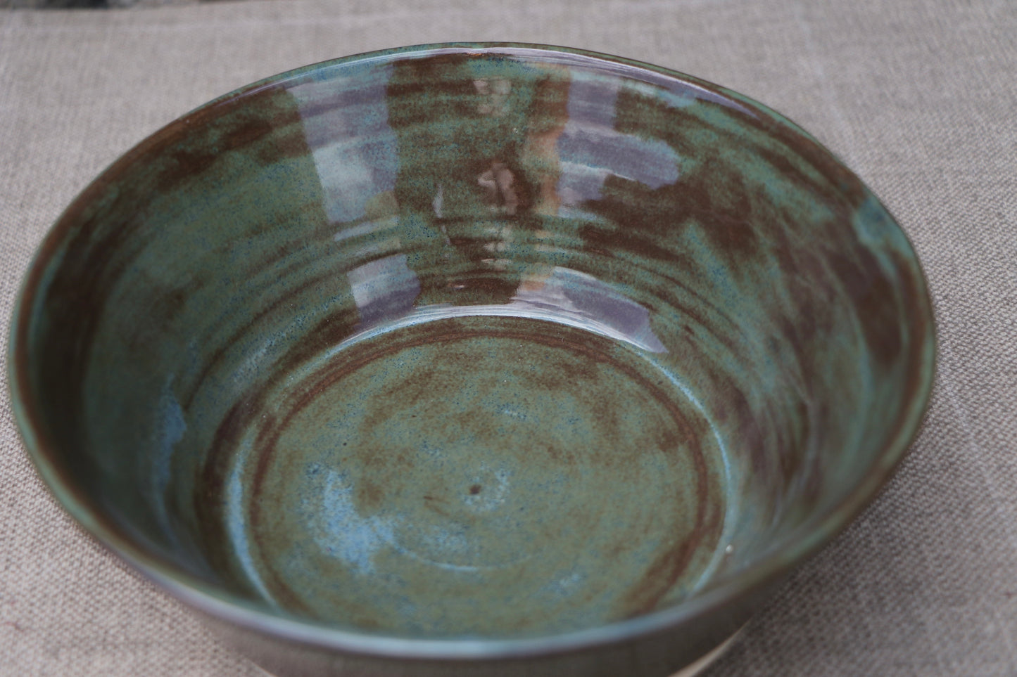 Serving bowl