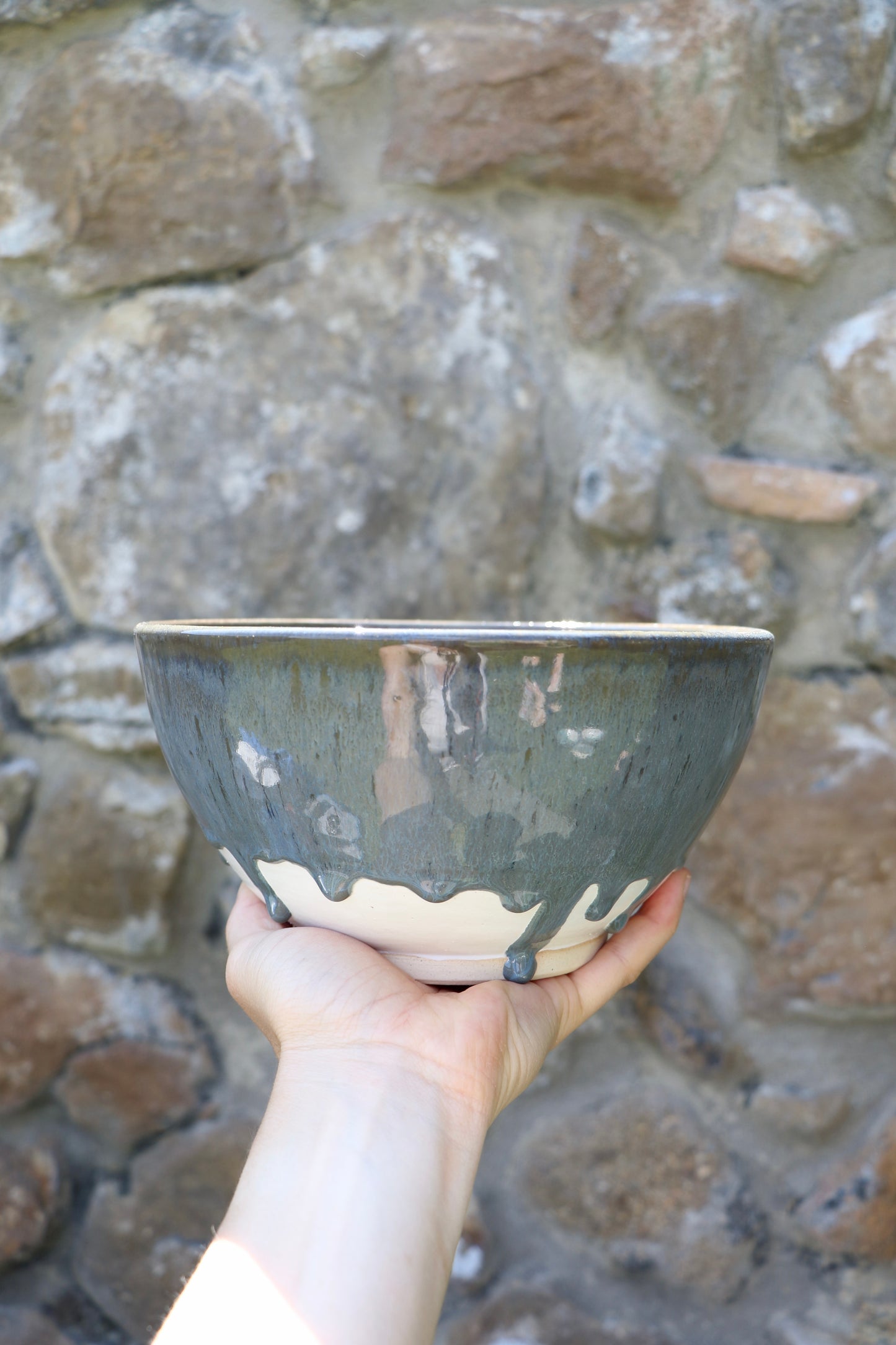Large serving bowl